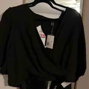 Black cut out self tie crop top